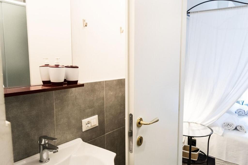 Aparthotel Nasoni Di Roma Extérieur photo